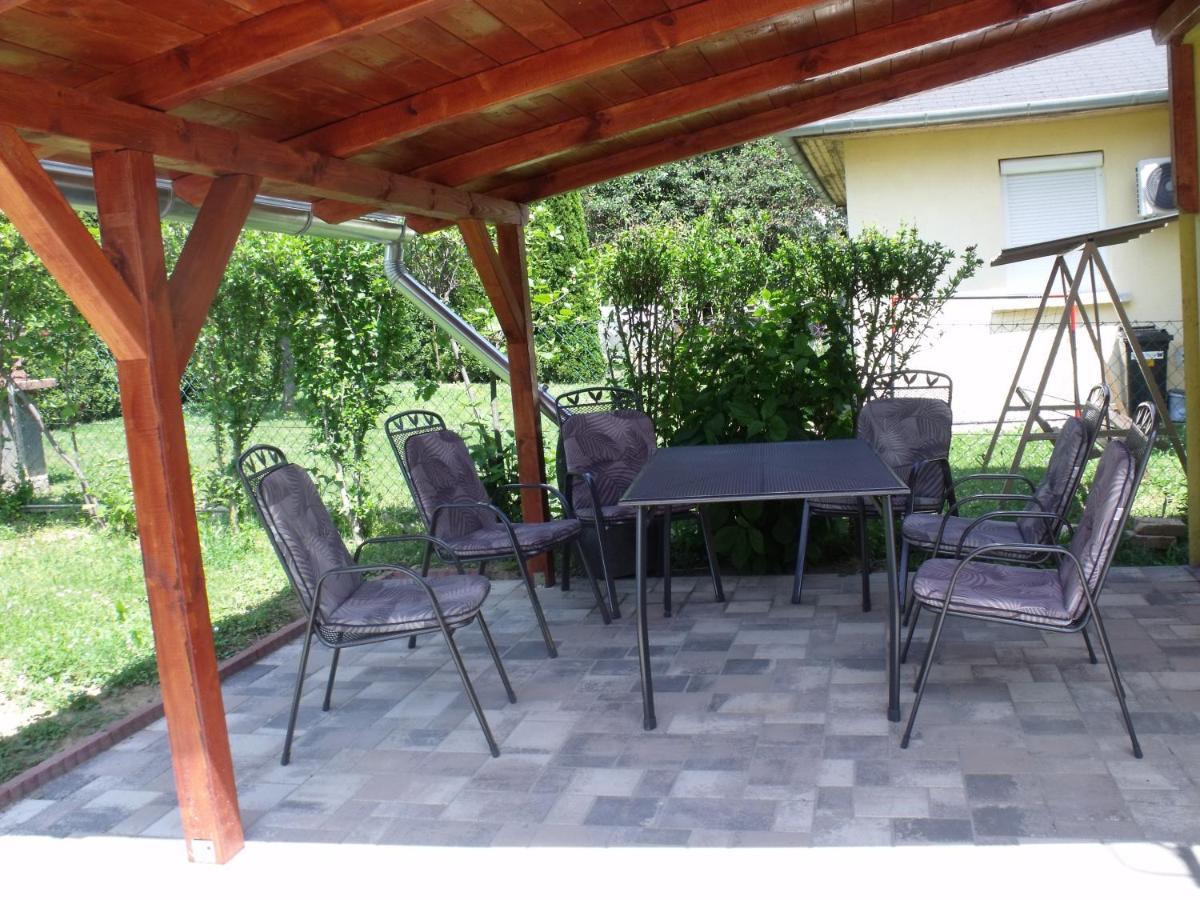 Jázmin Apartman Zalakaros Exterior foto